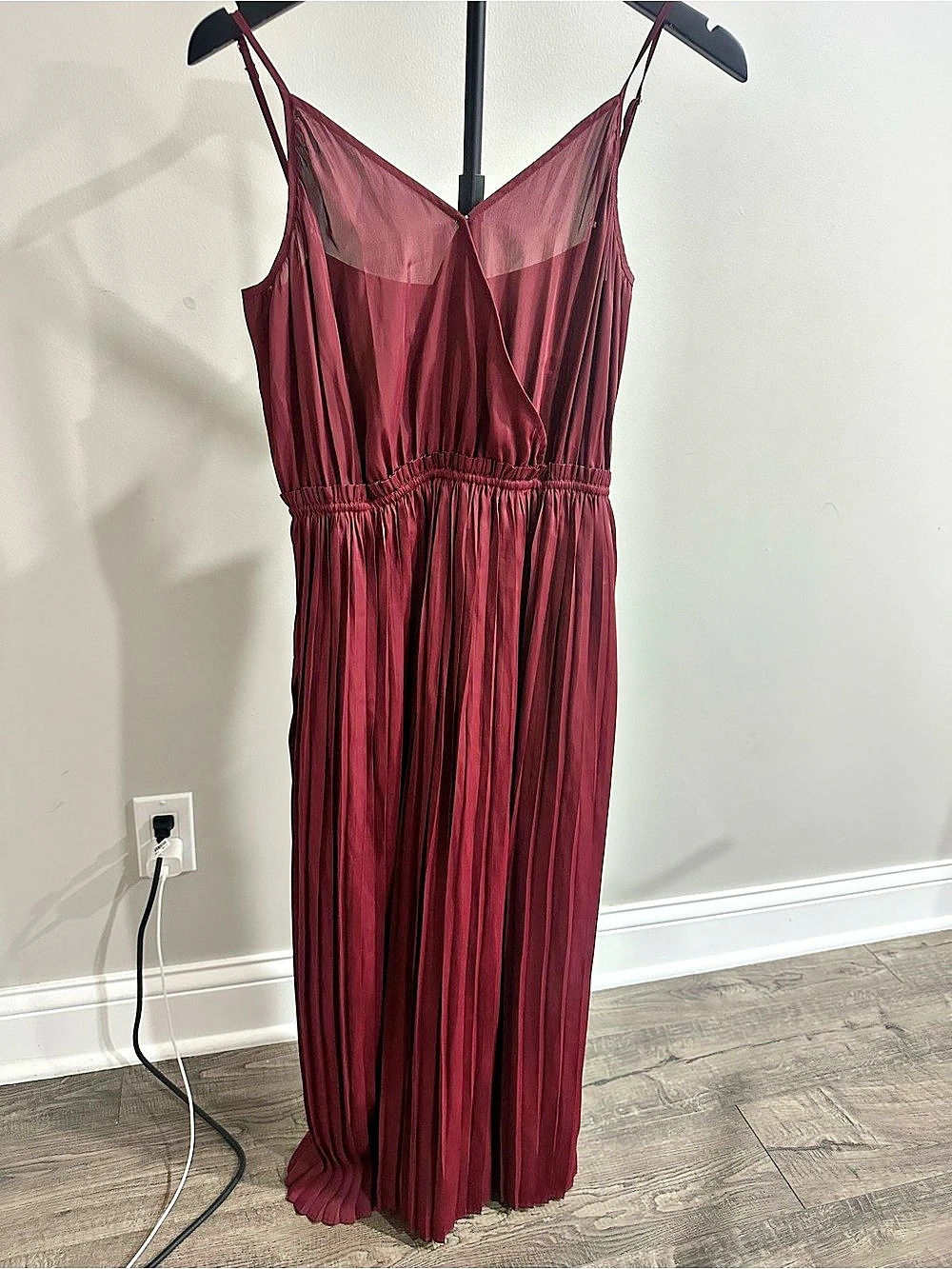 Gap Cami Pleated Midi Dress Pleated Maxi Dress Burgundy Small